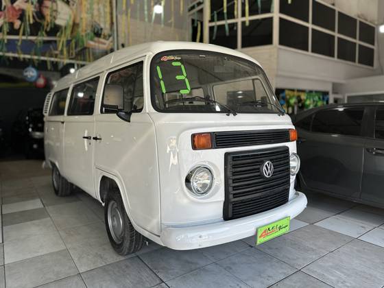VOLKSWAGEN KOMBI 1.4 MI STD LOTAÇÃO 8V FLEX 3P MANUAL